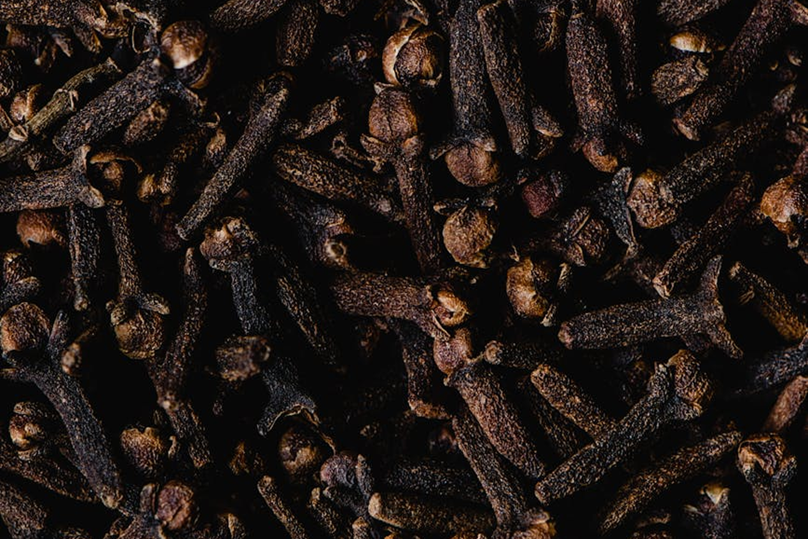 Why Indonesian Cloves Are in High Demand Worldwide